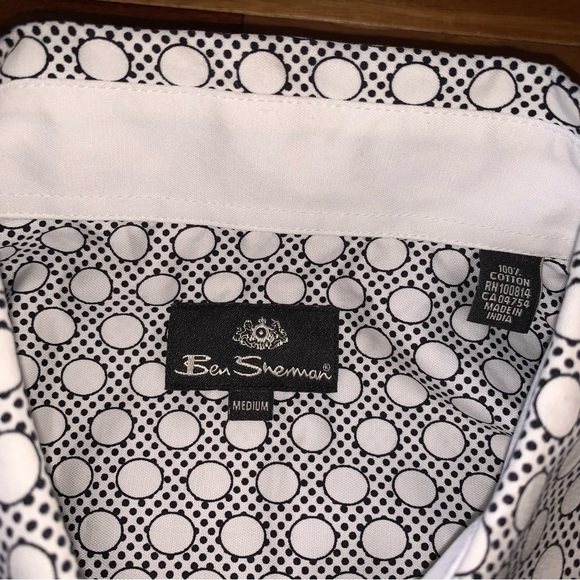 Ben Sherman Polka Dot Mod Flip Cuff Button Down Shirt - Picture 6 of 10